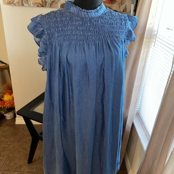 CROWN & IVY WASH DRESS - Picture 1 of 1